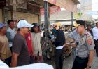 Polisi-Bersama-Masyarakat-:-Kapolresta-Sumenep-Blusukan-di-Pasar-Anom-Serap-Aspirasi-dan-Perkuat-Kamtibmas